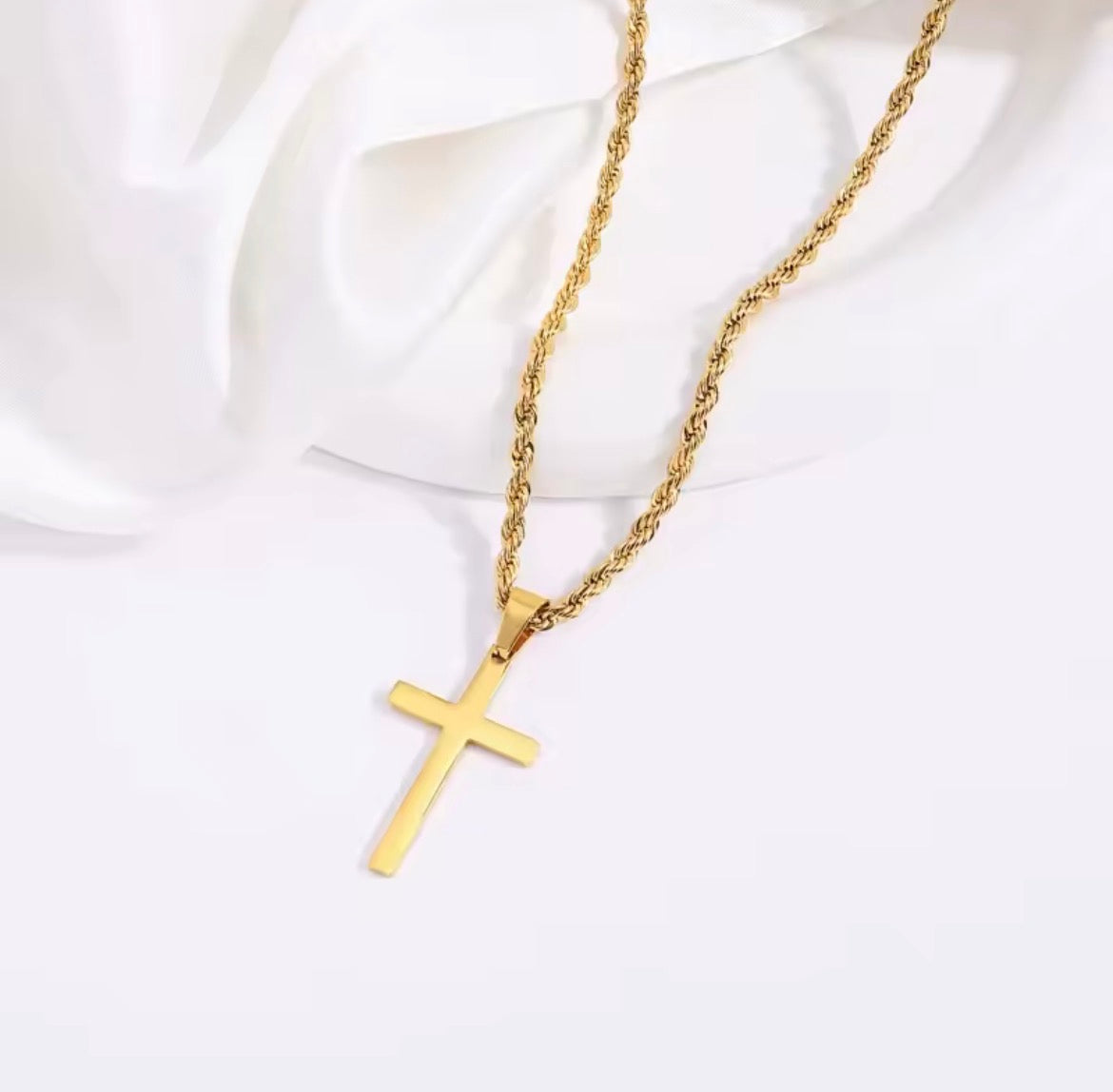 Minimal Cross Necklace