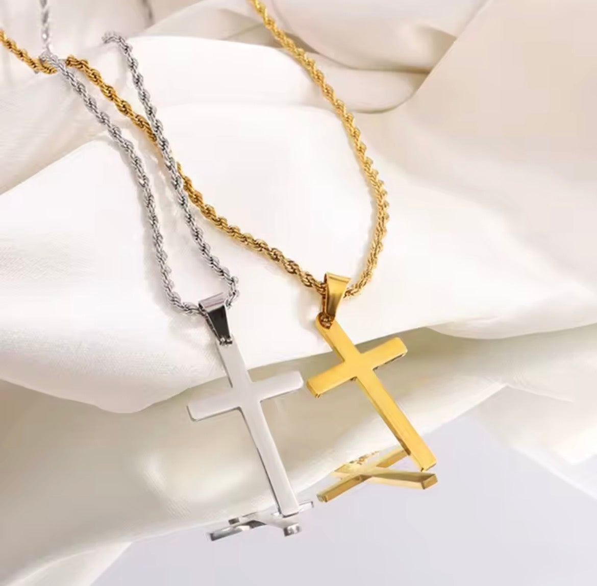 Minimal Cross Necklace